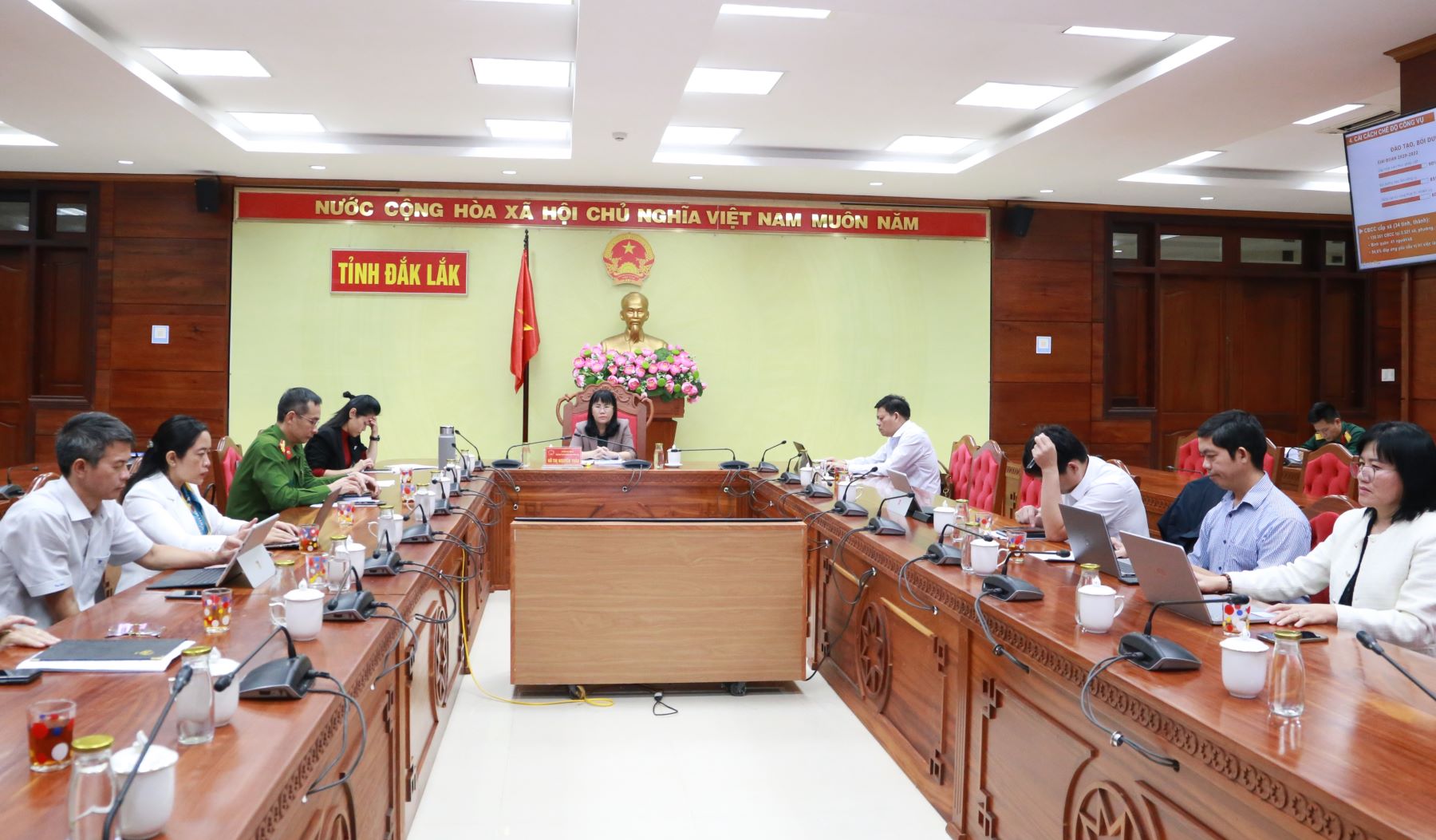 Các đại biểu tham dự hội nghị tại điểm cầu Đắk Lắk.